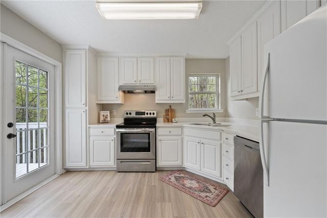 3044 Red Rose Lane, Gainesville, GA 30507