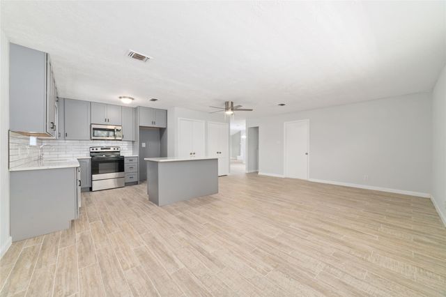 10522 Northview Drive, Houston, TX 77086