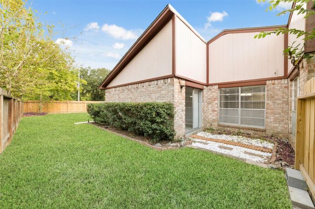 10522 Northview Drive, Houston, TX 77086