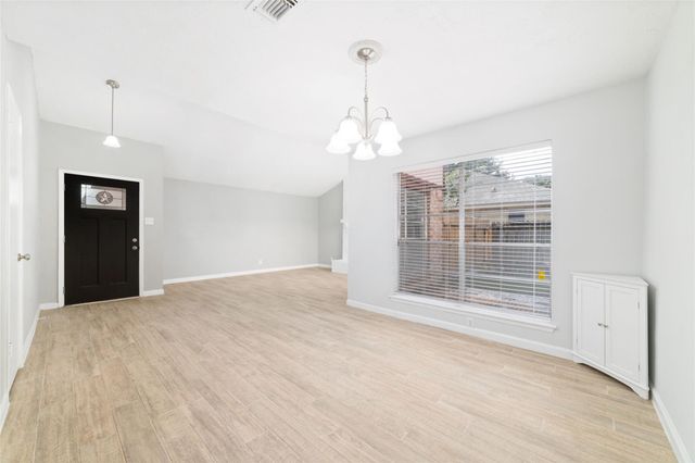 10522 Northview Drive, Houston, TX 77086