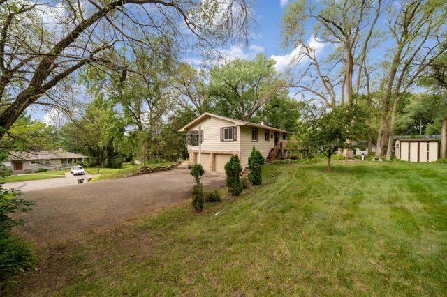 711 Kinnickinnic Street, Hudson, WI 54016