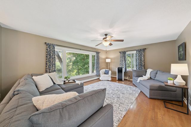 711 Kinnickinnic Street, Hudson, WI 54016