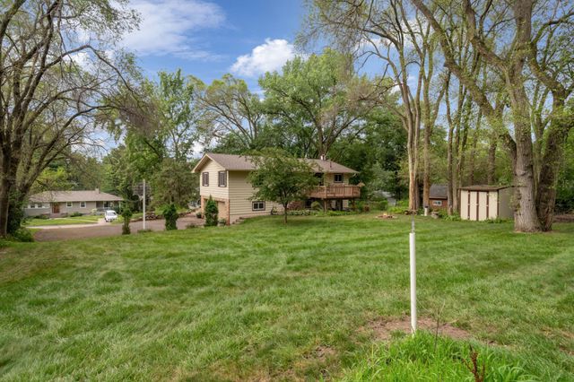 711 Kinnickinnic Street, Hudson, WI 54016