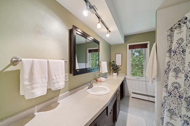 711 Kinnickinnic Street, Hudson, WI 54016