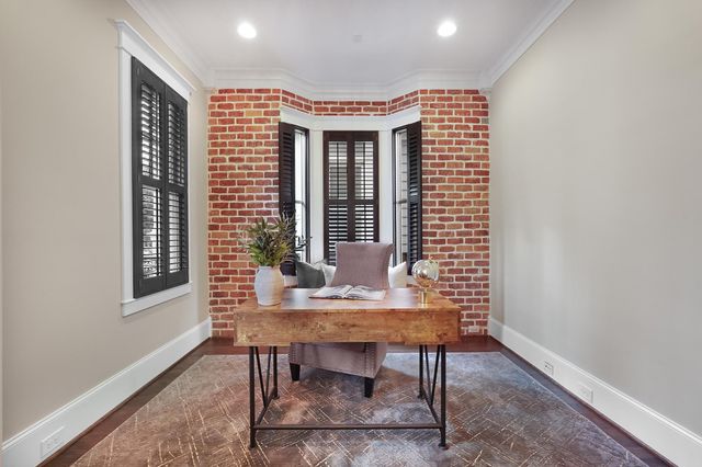 537 W 22nd St, Houston, TX 77008