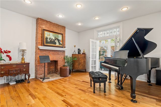 702 Bellefonte St, Shadyside, PA 15232