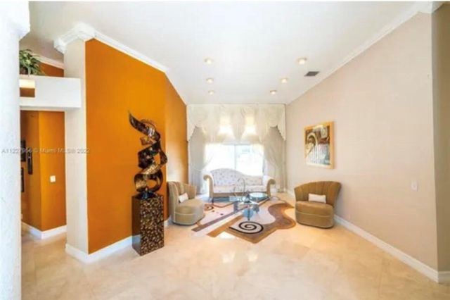 423 NE 3rd Street, Pompano Beach, FL 33060