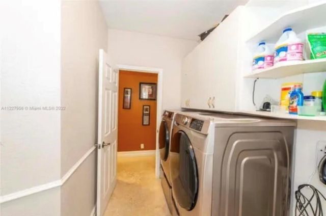 423 NE 3rd Street, Pompano Beach, FL 33060