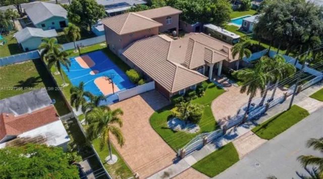 423 NE 3rd Street, Pompano Beach, FL 33060