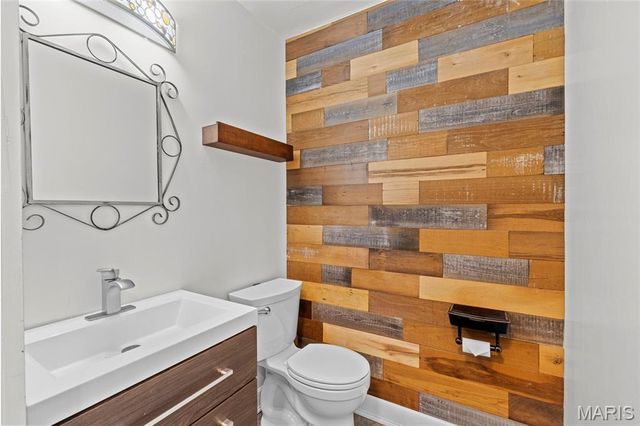 5725 Westminster Place, St Louis, MO 63112