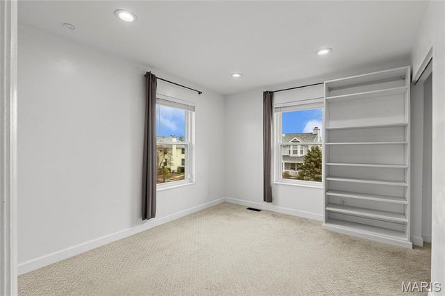 5725 Westminster Place, St Louis, MO 63112