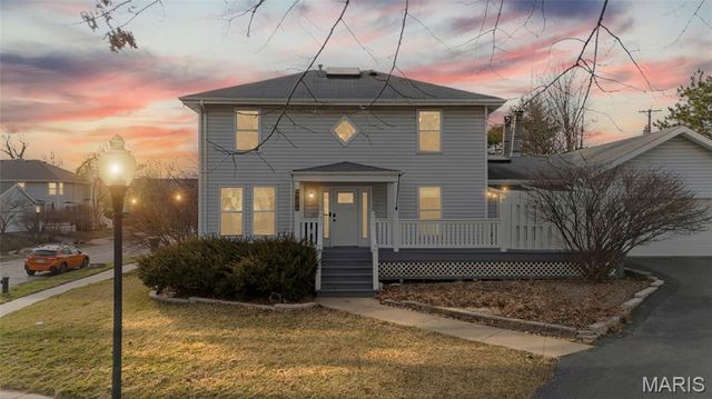 5725 Westminster Place, St Louis, MO 63112