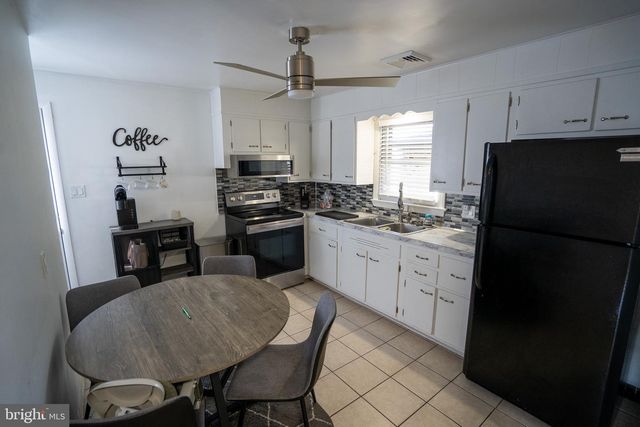 635 S 12TH ST, Columbia, PA 17512