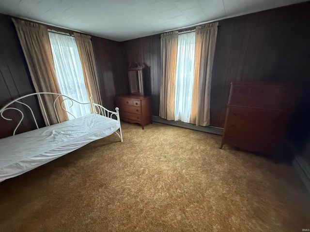 8696 Burrows Road, Burrows, IN 46916