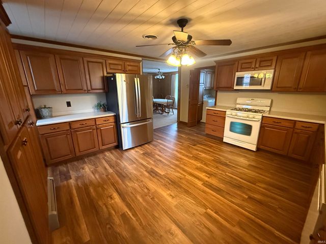 8696 Burrows Road, Burrows, IN 46916