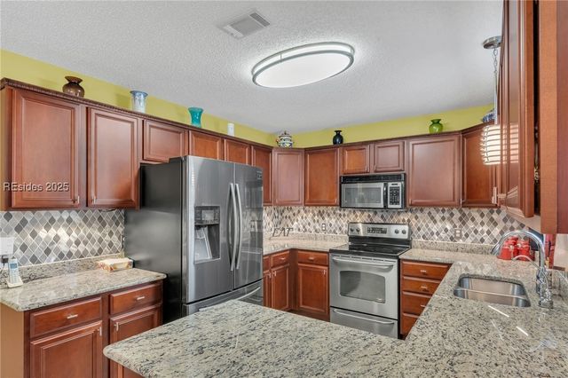 14 Virginia Pne, Ridgeland, SC 29936