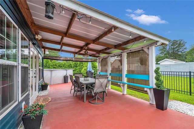 14 Virginia Pne, Ridgeland, SC 29936