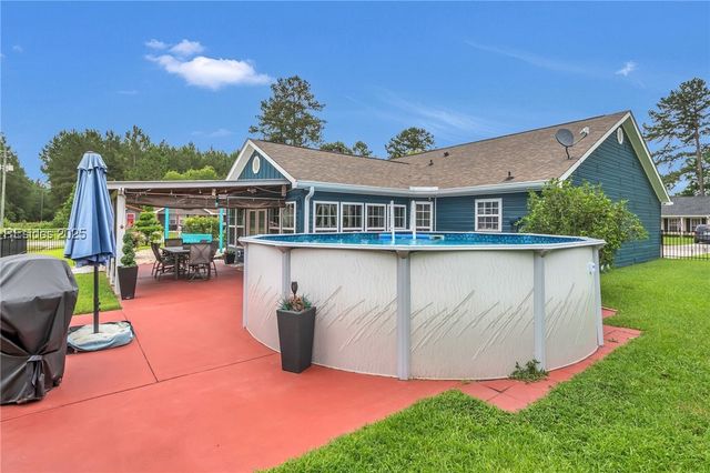 14 Virginia Pne, Ridgeland, SC 29936