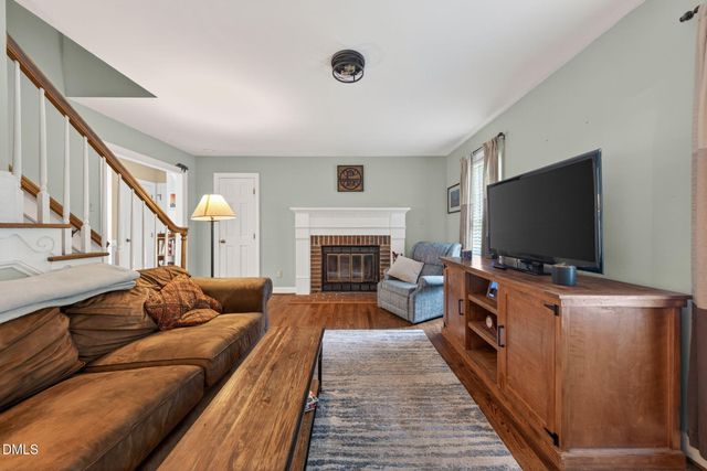 1104 Fallen Oak Drive, Apex, NC 27502