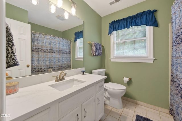 1104 Fallen Oak Drive, Apex, NC 27502