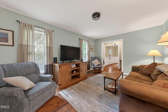 1104 Fallen Oak Drive, Apex, NC 27502