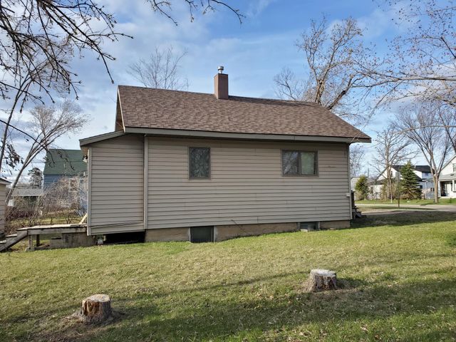 1203 America Avenue NW, Bemidji, MN 56601