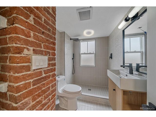 4277 Green Ct, Denver, CO 80211