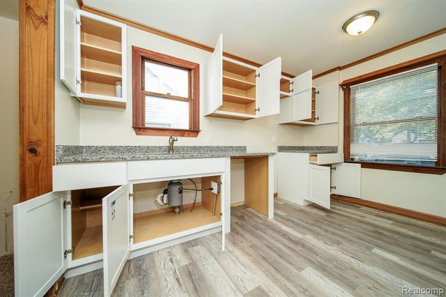 4462 1st Street, Wayne, MI 48184