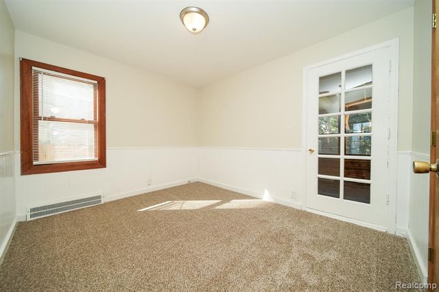 4462 1st Street, Wayne, MI 48184