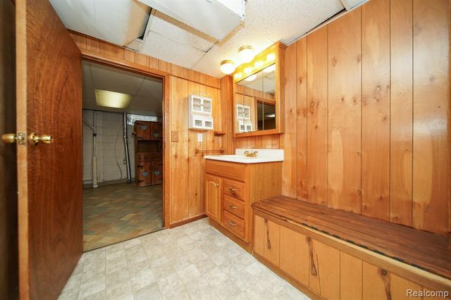 4462 1st Street, Wayne, MI 48184