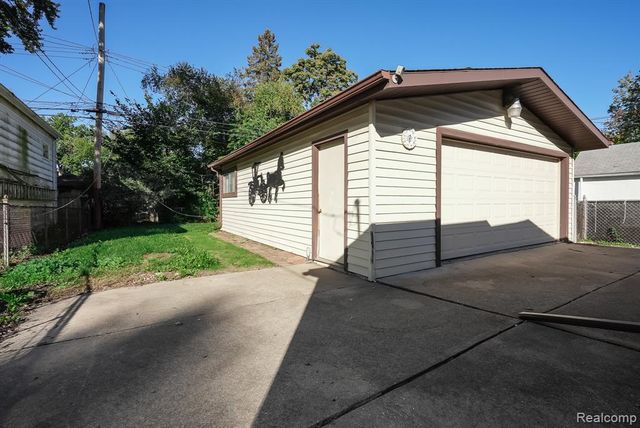 4462 1st Street, Wayne, MI 48184