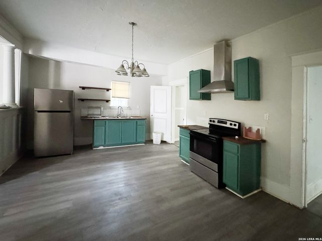 159 N SAN FELIPE AVE, San Antonio, TX 78237