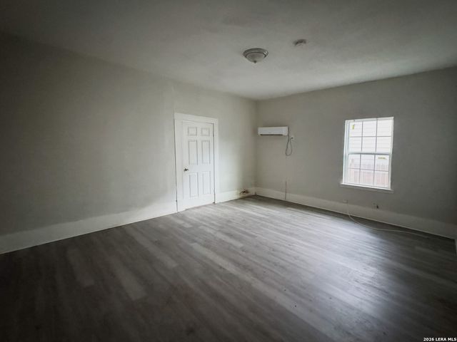 159 N SAN FELIPE AVE, San Antonio, TX 78237