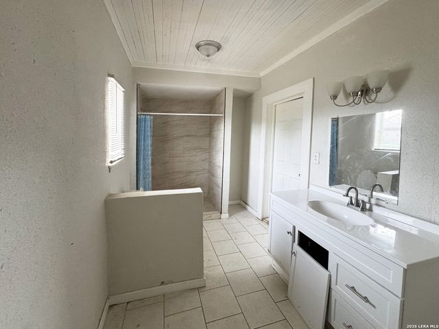 159 N SAN FELIPE AVE, San Antonio, TX 78237
