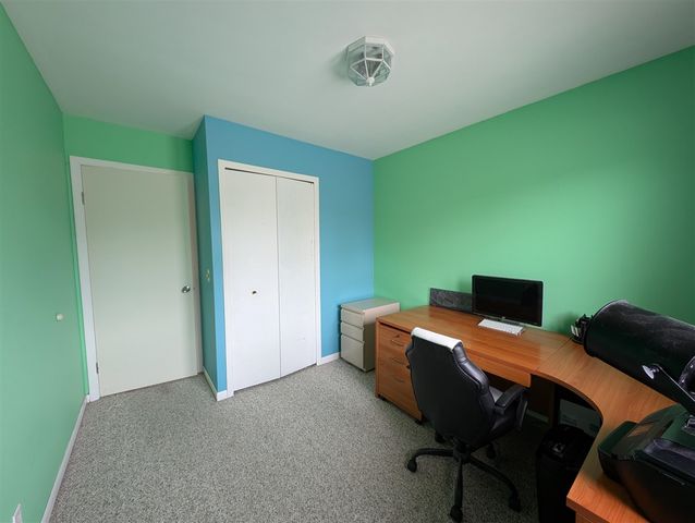 16318 Wellington Avenue, Roseville, MI 48066