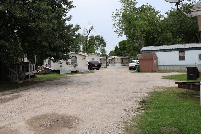 7909 Easton Street, Houston, TX 77107