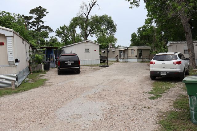 7909 Easton Street, Houston, TX 77107