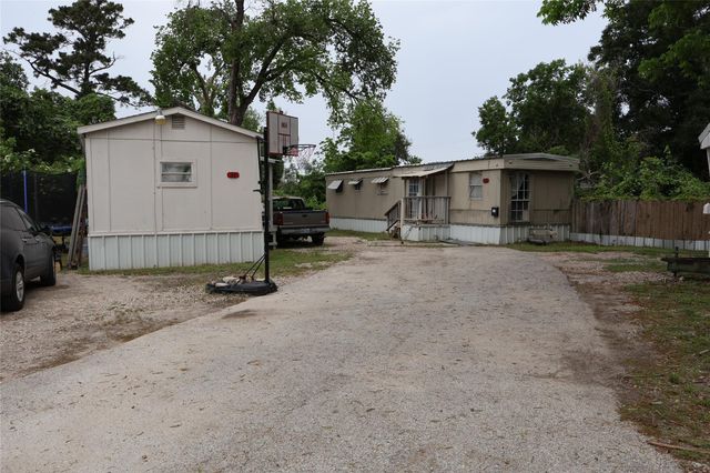 7909 Easton Street, Houston, TX 77107