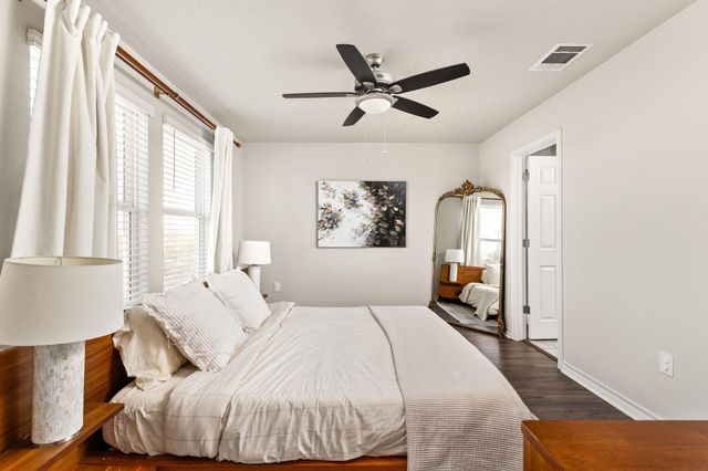 4701 Star Jasmine DR 105, Austin, TX 78723