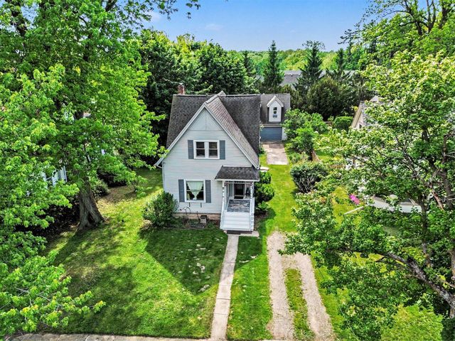 222 Monroe Street, Saline, MI 48176