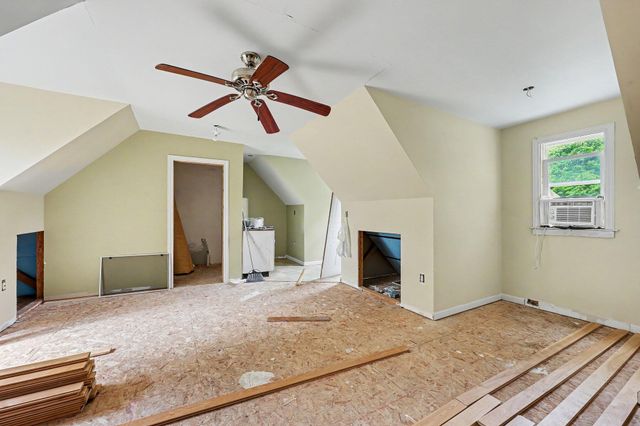 222 Monroe Street, Saline, MI 48176