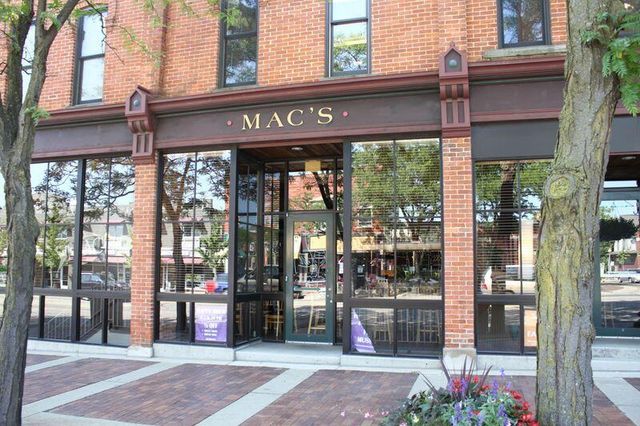222 Monroe Street, Saline, MI 48176