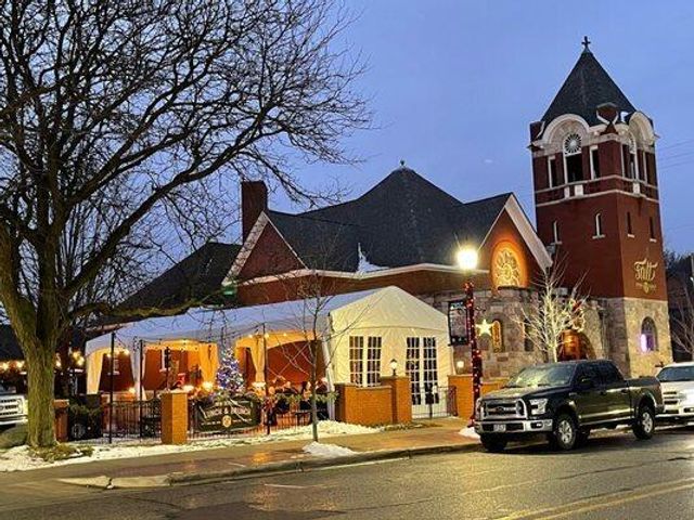 222 Monroe Street, Saline, MI 48176