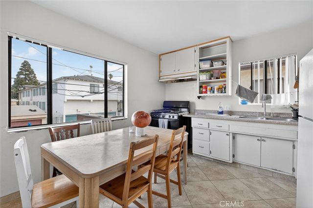 625 E 99th, Inglewood, CA 90301