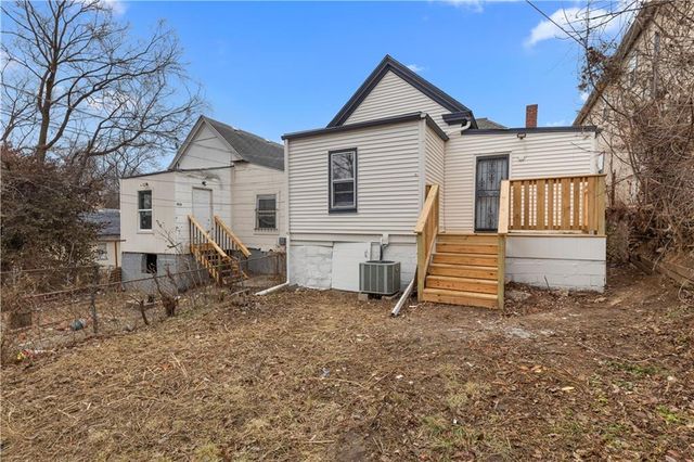 805 Lafayette Avenue, Kansas City, KS 66101