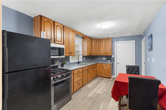 805 Lafayette Avenue, Kansas City, KS 66101