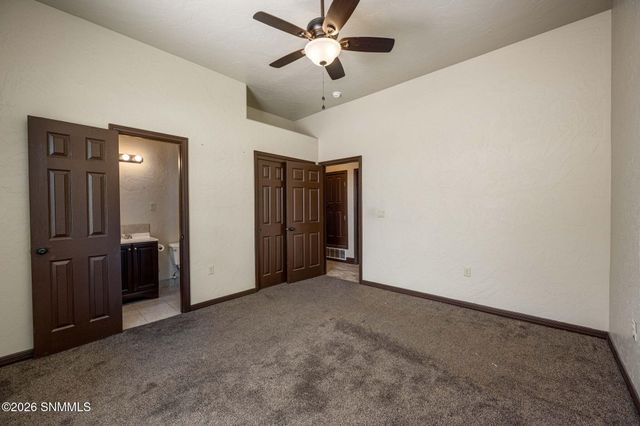 304 Las Flores Circle, La Mesa, NM 88044