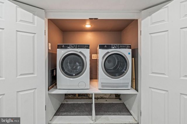 5708 N WOODSTOCK ST, Philadelphia, PA 19138