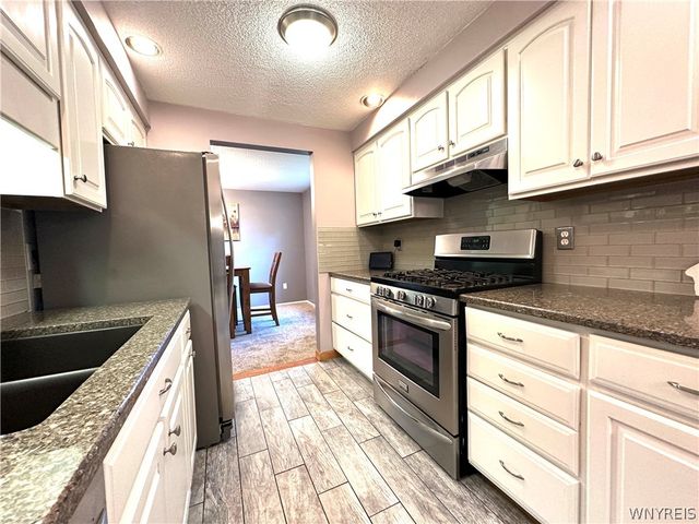 119 Treehaven Road, West Seneca, NY 14224