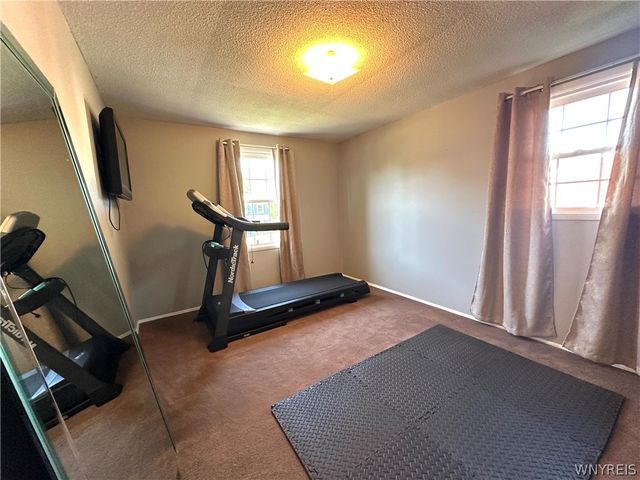 119 Treehaven Road, West Seneca, NY 14224